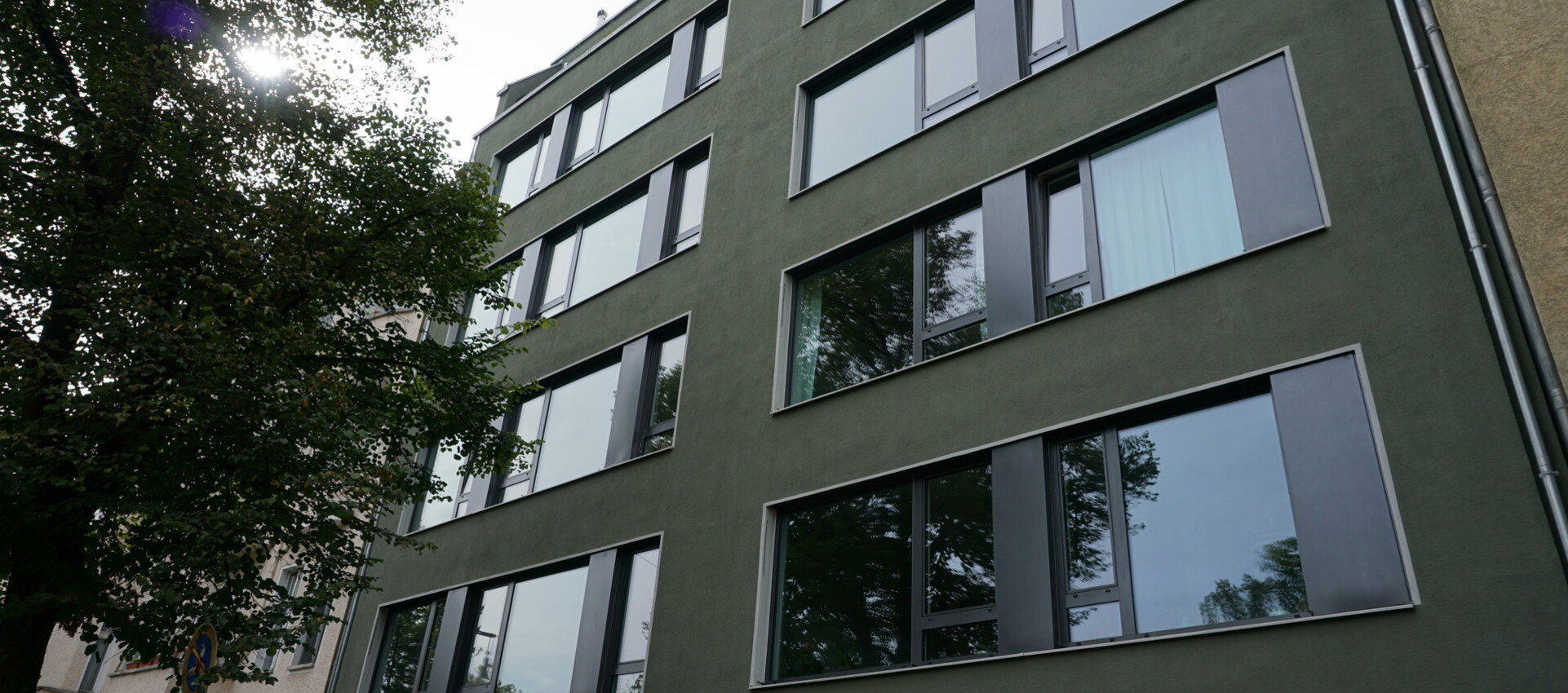 B25 - Mehrfamilienhaus, Berlin